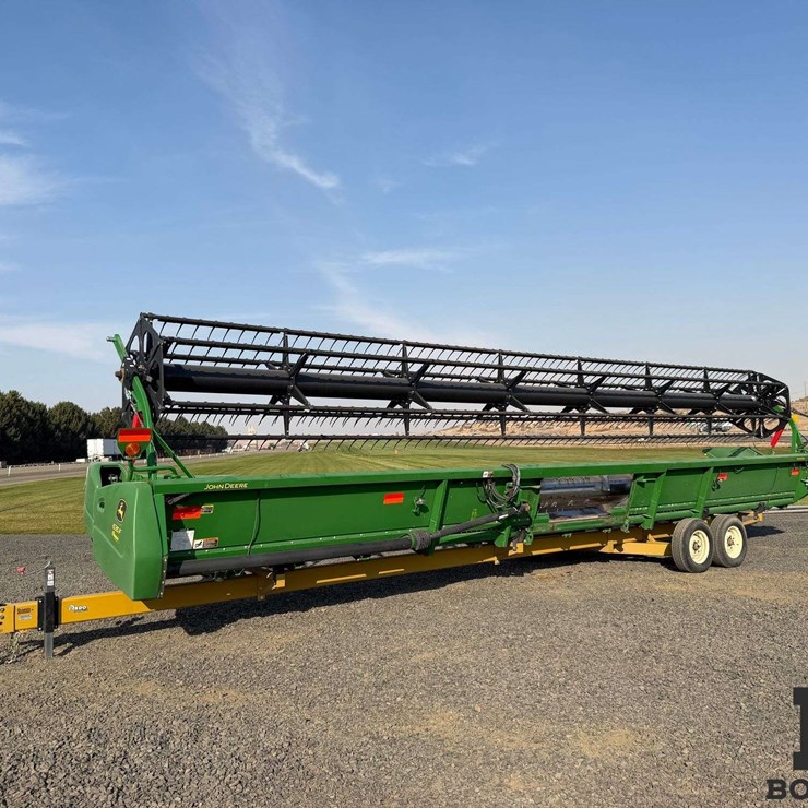2021 John Deere 635F Header