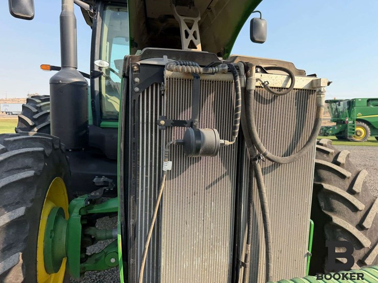 2011-john-deere-8335r-tractor-image-73