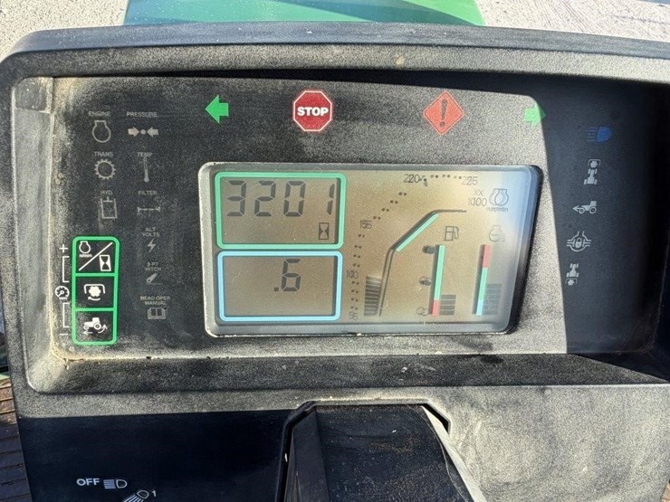 john-deere-400-image-24