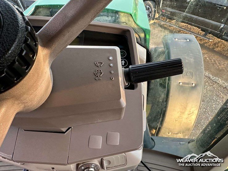 john-deere-6140m-image-11
