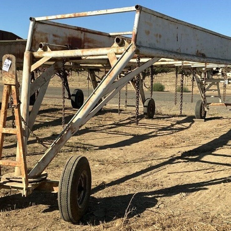 Custom 32' Implement Carrier