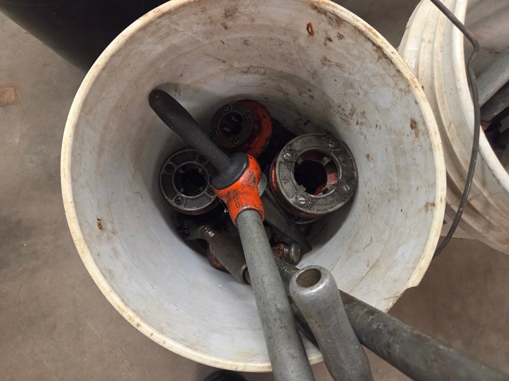 #47-•-pipe-threader-/-reamer-/-cutter-&-inserts-image-1