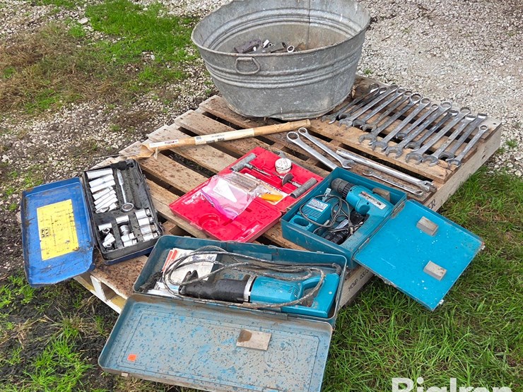 combination-wrenches-&-power-tools-image-1