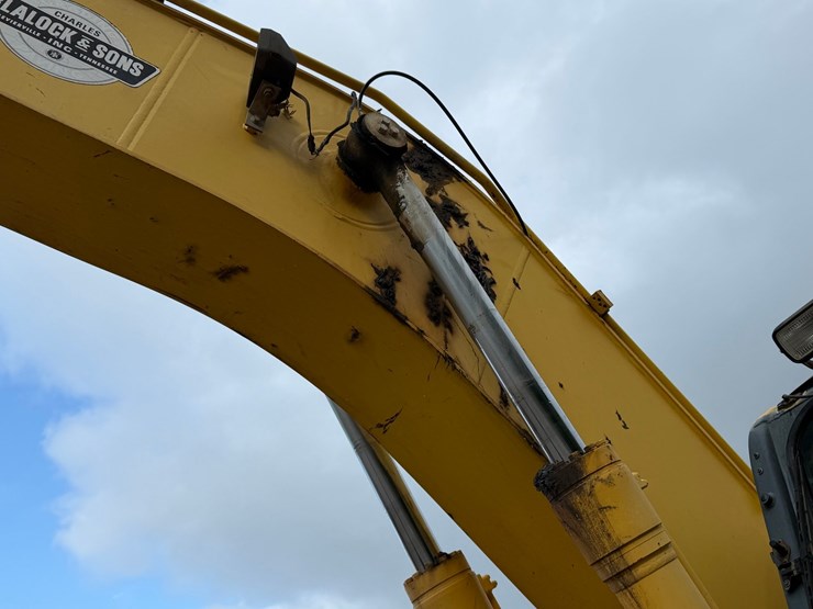 #4089-•-2014-komatsu-pc210-lc-excavator-image-24