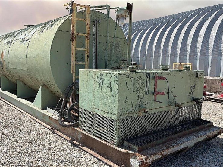 10,000-gallon-diesel-fuel-tank-&-3-comp.-lubester-combo-skidded-image-1