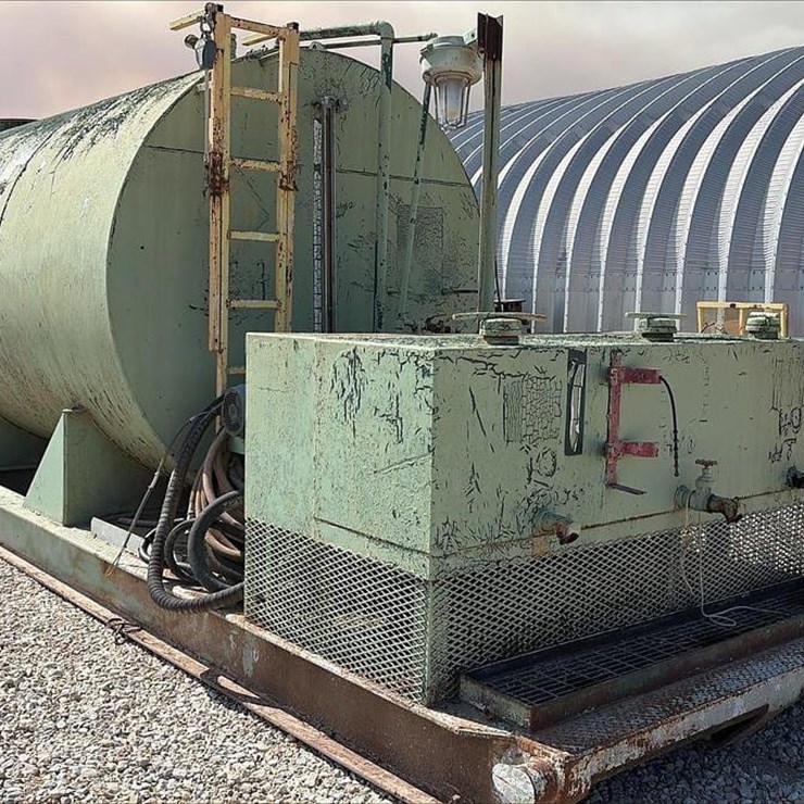 10,000 Gallon Diesel Fuel Tank & 3 Comp. Lubester Combo Skidded