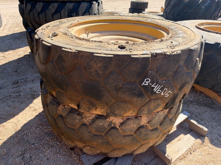 #41605-•-(2)-firestone-duraforce-heavy-equipment-tires-image-1