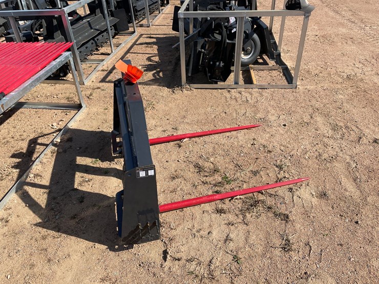 #4102-•-landhonor-skid-steer-bale-spear-attachment-image-7
