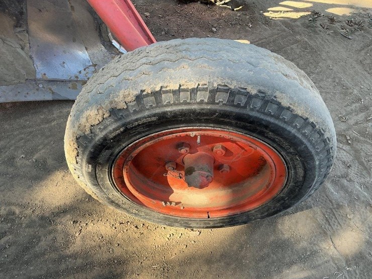 yonkers-johnson-300a-pull-v-ditcher-image-10