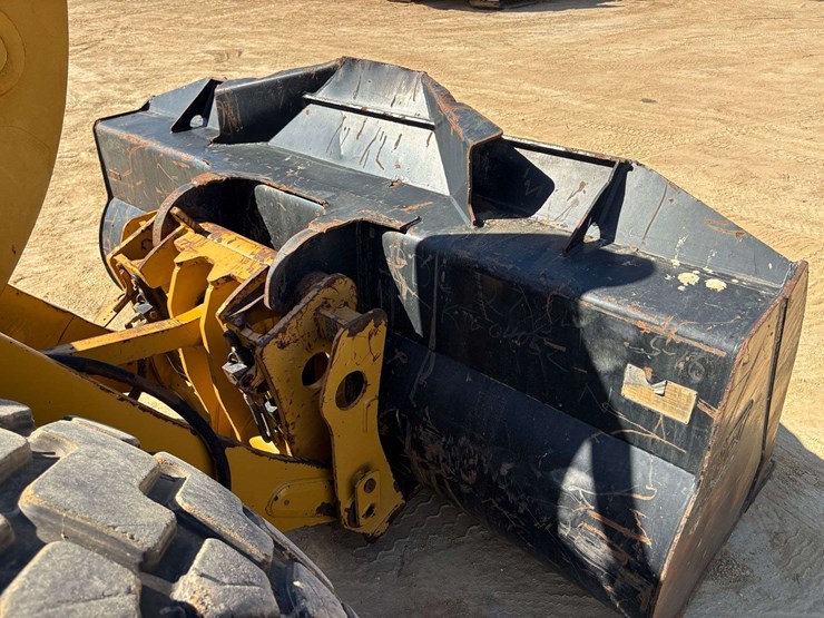 2018-caterpillar-930-r/t-wheeled-loader-(5,129-hours)-image-29