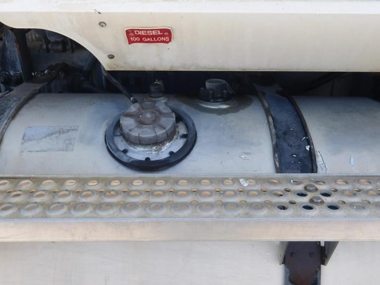 2006-international-5600i-water-truck-image-8