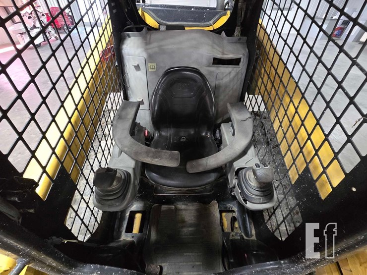 2018-caterpillar-299d2-image-14