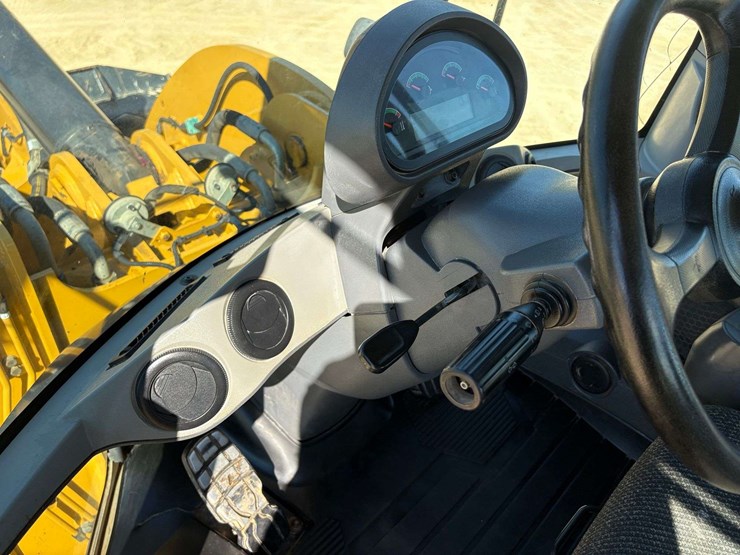 2018-caterpillar-930-r/t-wheeled-loader-(5,129-hours)-image-22