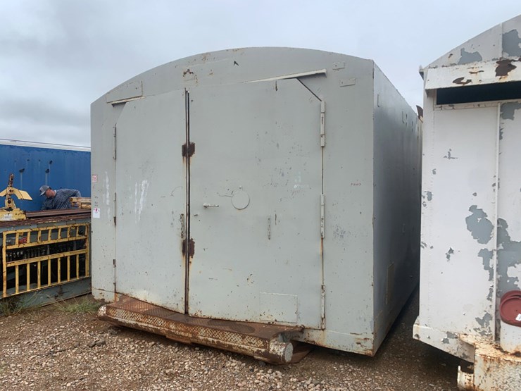 43’-l-x-13’-w-x-10’-6”-h-skidded-dog-house-image-2