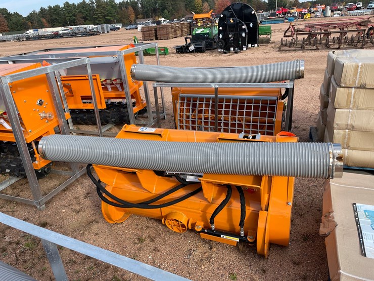#4066-•-landhonor-double-discharge-concrete-mixer-attachment-image-5
