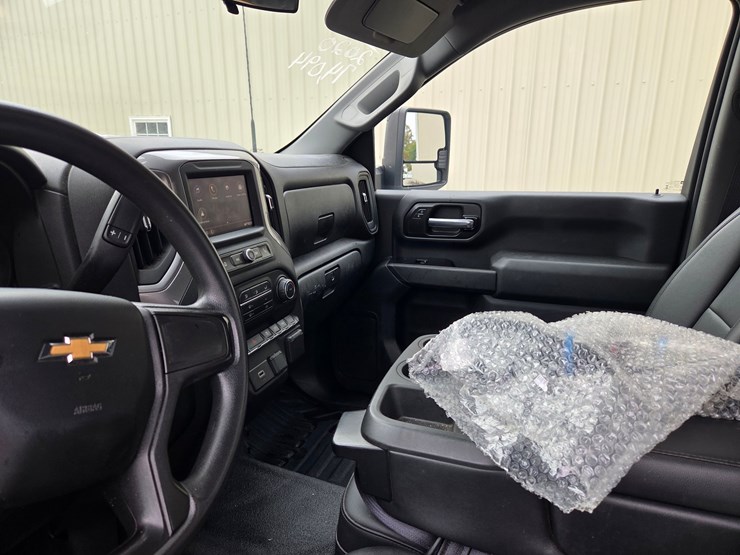 #5-•-2020-chevrolet-2500-service-truck-/-vin:-1gb0wle7xlf295314-/-74,095-miles-image-27