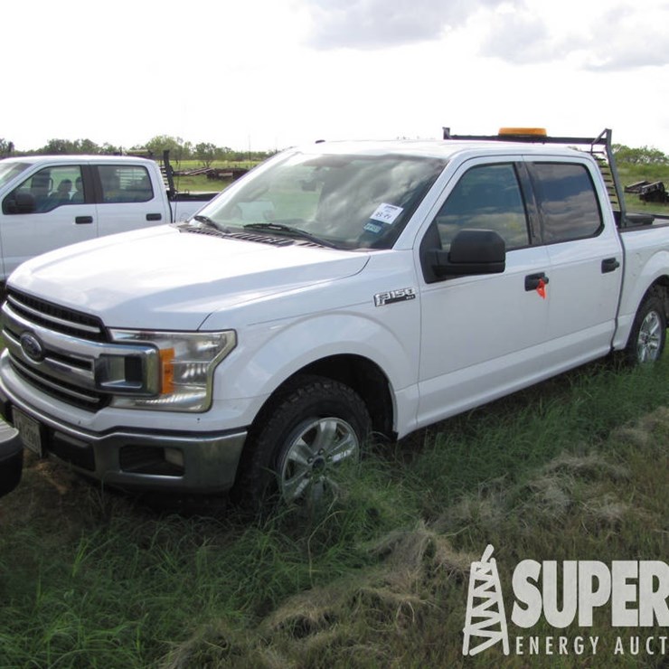 2019 FORD F-150 XLT Crew Cab Pickup