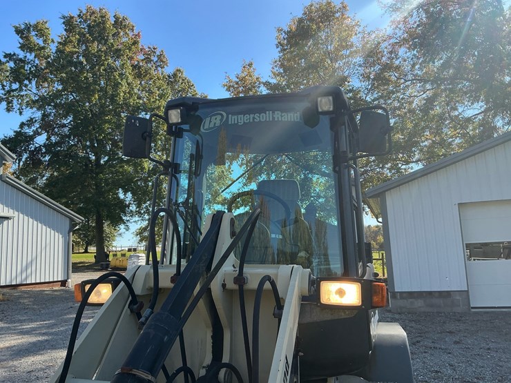 #326-•-2005-ingersoll-rand-wl-350-compact-wheel-loader-image-47