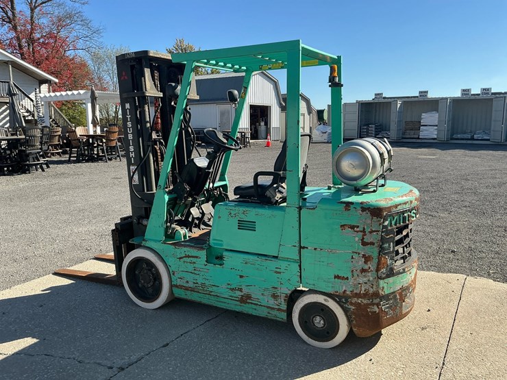 #280-•-mitsubishi-fgc30-forklift-image-3