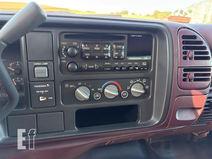 1998-chevrolet-silverado-1500-image-13