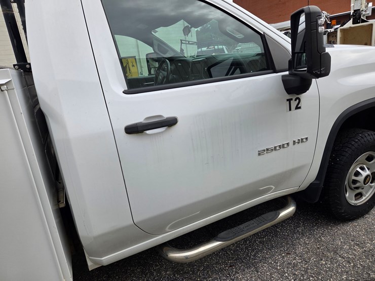#5-•-2020-chevrolet-2500-service-truck-/-vin:-1gb0wle7xlf295314-/-74,095-miles-image-20