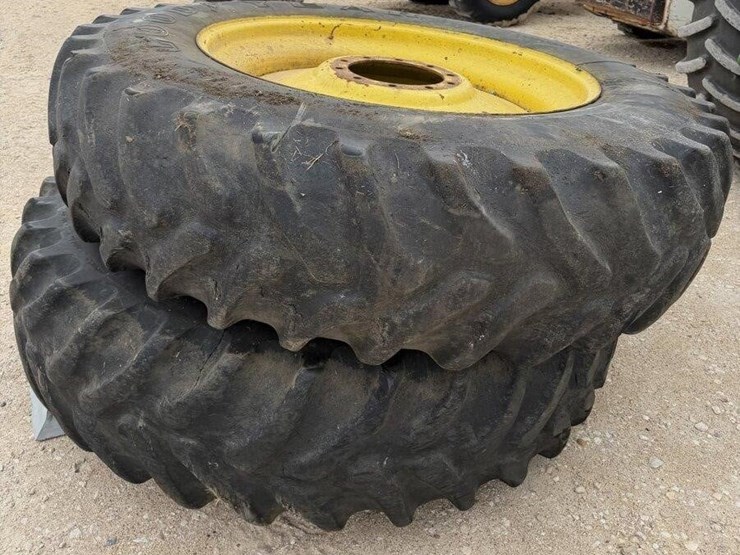 john-deere-400-image-29