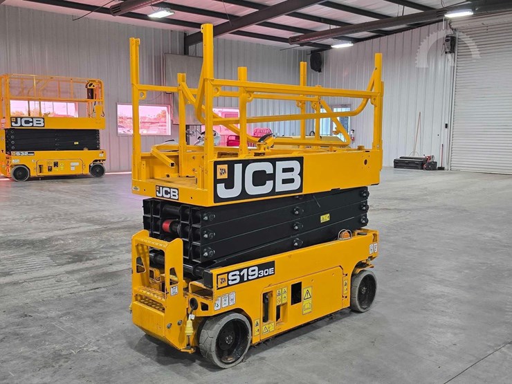2023-jcb-s1930e-image-3
