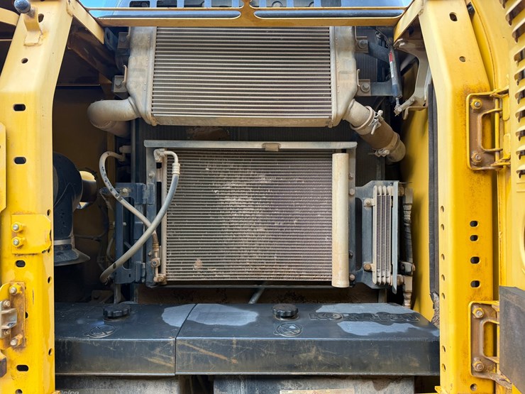 #4089-•-2014-komatsu-pc210-lc-excavator-image-31