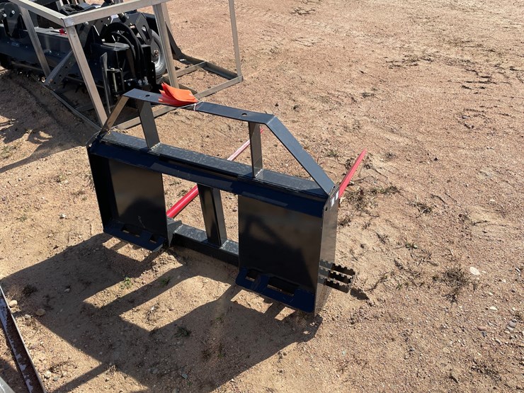 #4101-•-landhonor-skid-steer-bale-spear-attachment-image-5