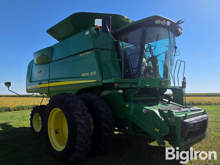 2010-john-deere-9670-sts-combine-image-3