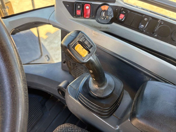 2018-caterpillar-930-r/t-wheeled-loader-(5,129-hours)-image-14