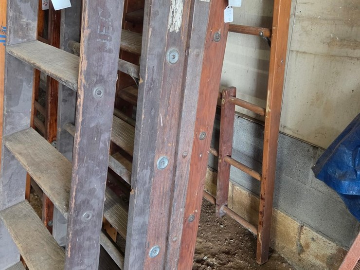 #21-•-(3)-8-ft-wooden-step-ladders-image-2