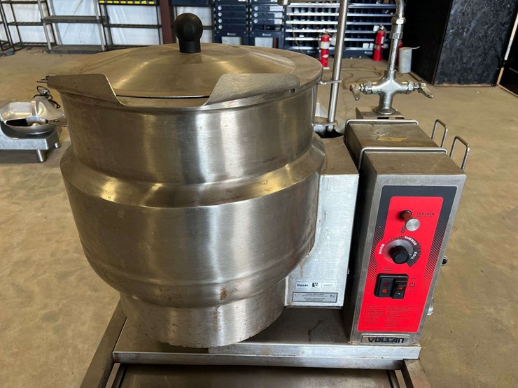 vulcan-k12ett-electric-tilting-steam-kettle-w/-stand-image-6