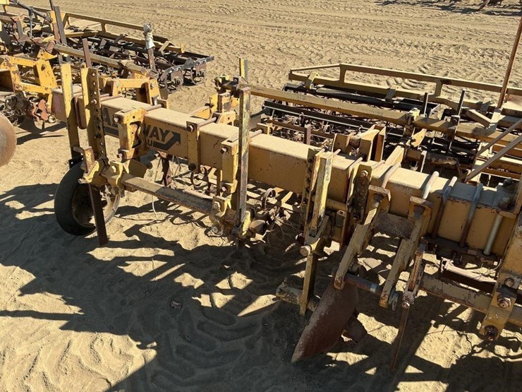 alloway-3-pt-3-row-60"-cultivator-image-7