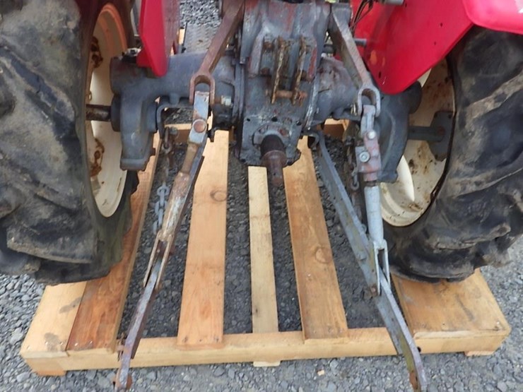 mitsubishi-tractor-image-15