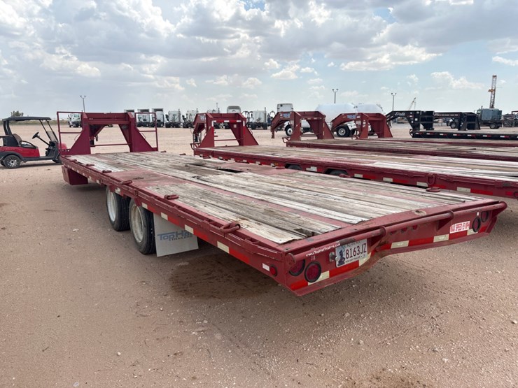 2014-top-hat-trailers-30’-x-102”-t/a-gooseneck-trailer-image-4
