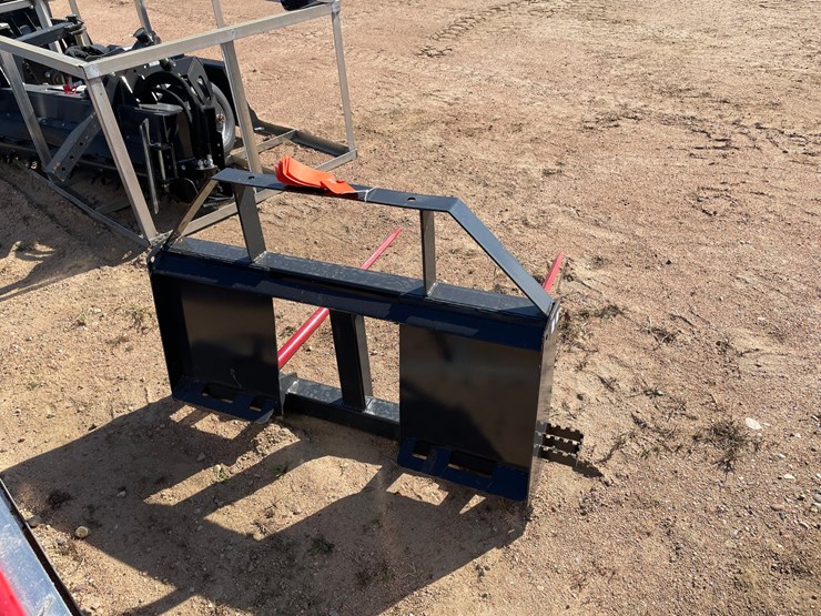 #4114-•-landhonor-skid-steer-bale-spear-attachment-image-6