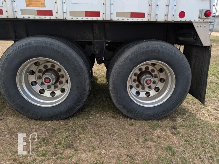 2015-merritt-grain-hopper-image-4