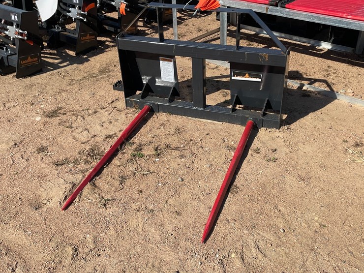#4106-•-landhonor-bale-spear-frame-attachment-image-1