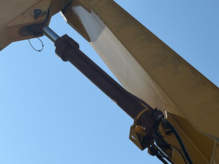 #4098-•-2015-john-deere-870g-lc-excavator-image-45