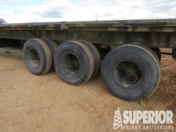 theurer-sfbh-409-af3rt-3-axle-military-flatbed-trailer-image-6
