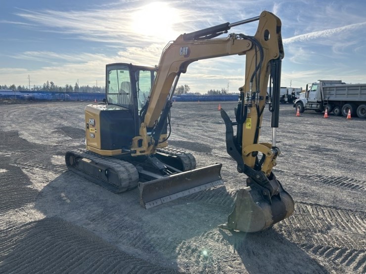 2023-caterpillar-305cr-mini-hydraulic-excavator-image-7
