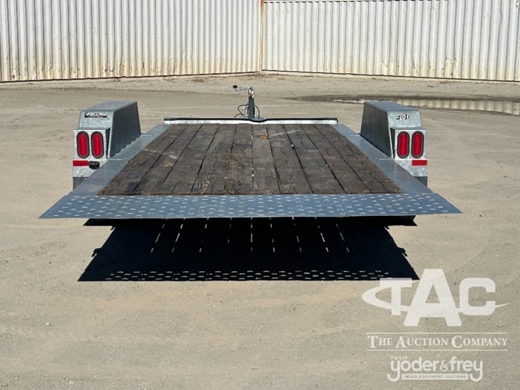 2024-felling-ft-10it-i-g-tiltbed-equipment-trailer,-9,980#-gvwr,-80"x18'-deck.-image-3