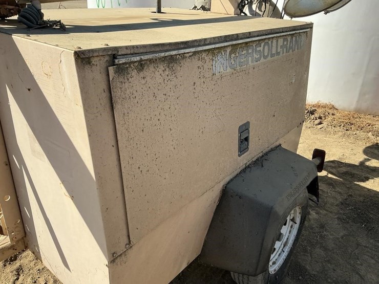 ingersoll-rand-portable-adj.-light-plant,-diesel-image-7