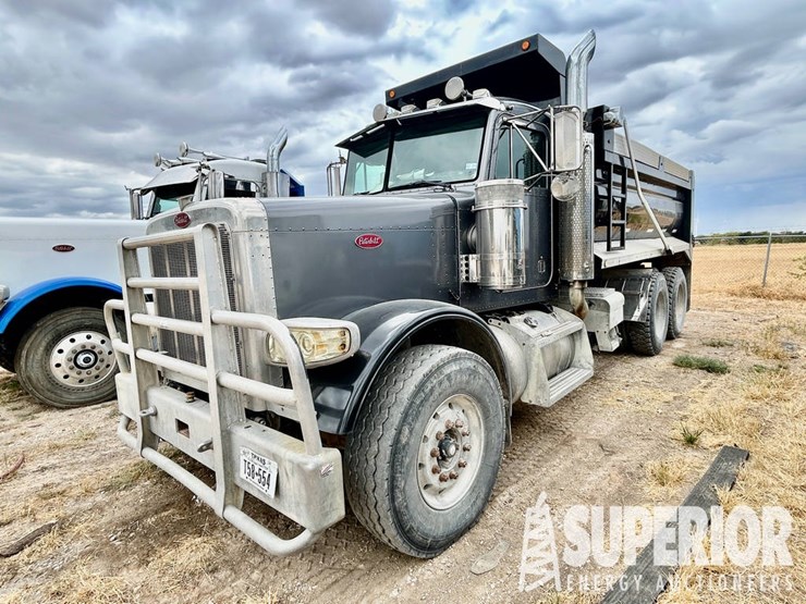 2004-peterbilt-379-t/a-dump-truck-image-4