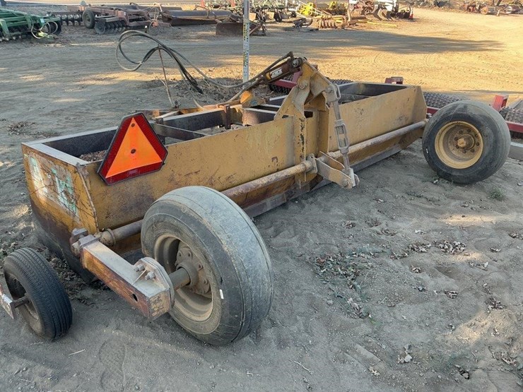 towner-12'-drag-box-scraper-image-6