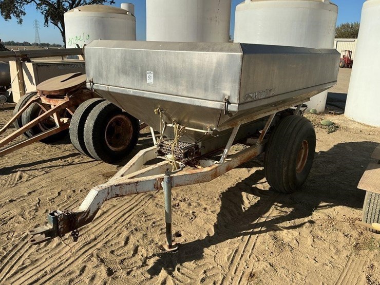ag-spreader-200-9.5'x6'-s.s.-fertilizer-spreader-image-3