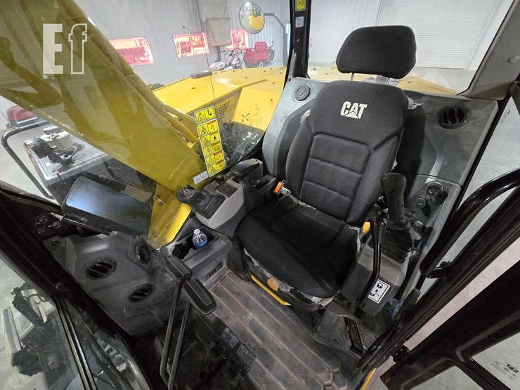 2023-caterpillar-307.5-image-18