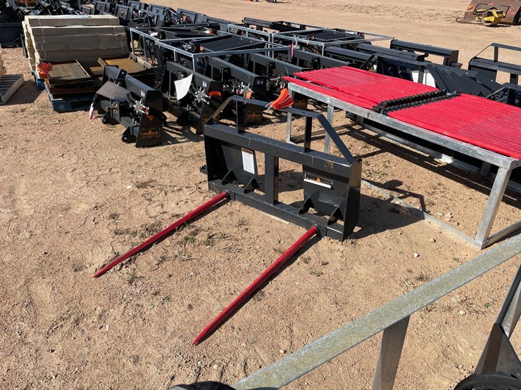 #4101-•-landhonor-skid-steer-bale-spear-attachment-image-2
