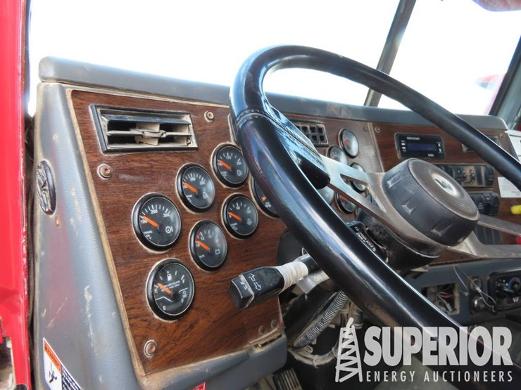 2012-western-star-4900-t/a-truck-tractor-w/pusher-axle-sleeper-image-8